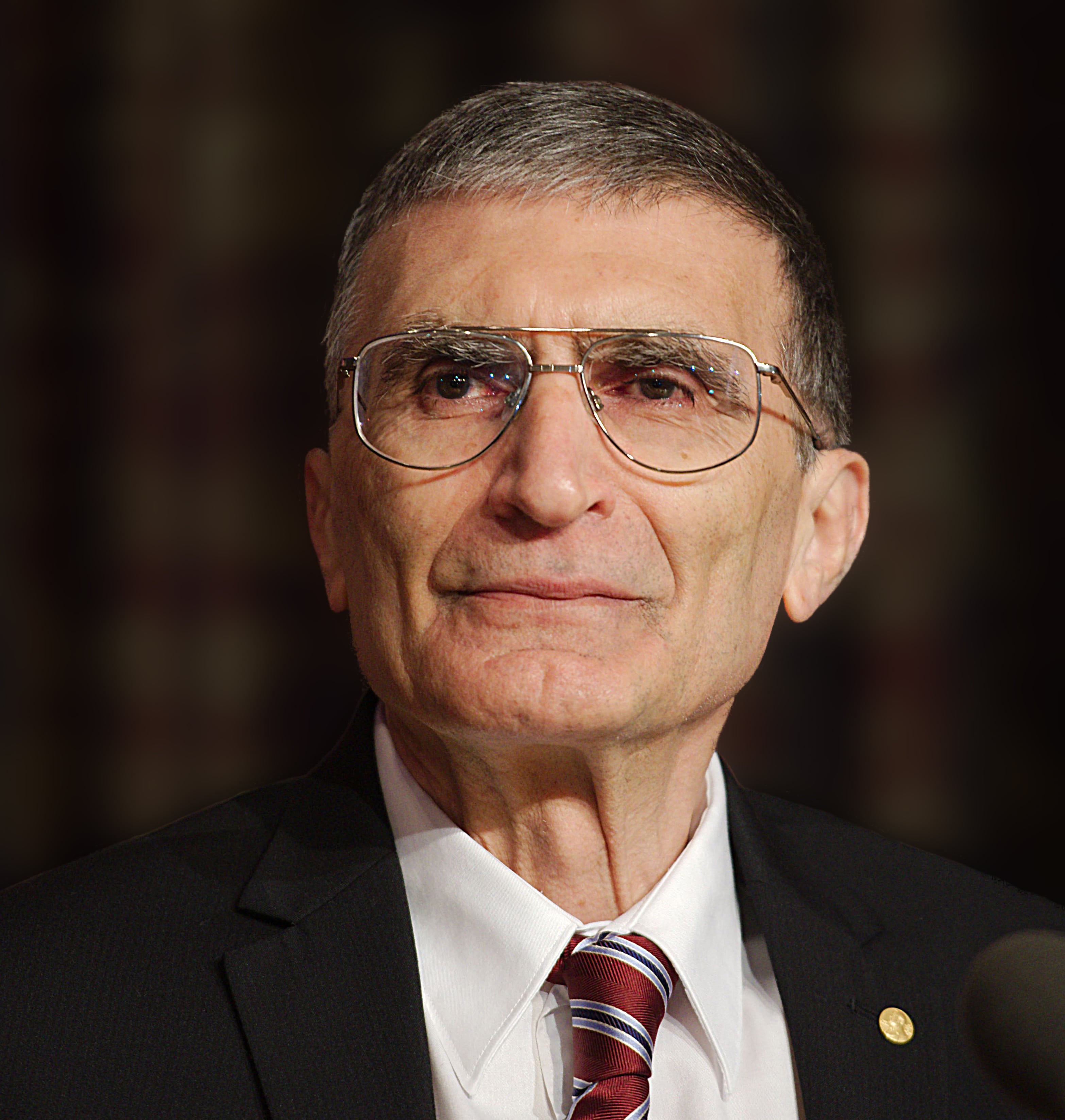 Aziz Sancar Resmi